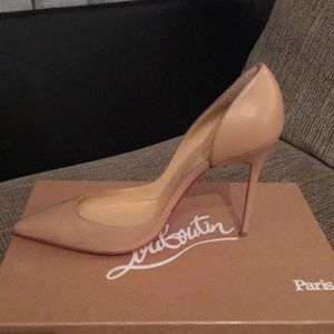 Brand New Christian Louboutin Nude Pumps